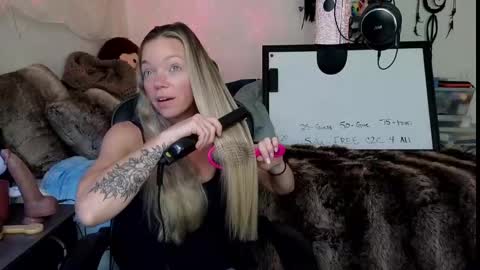 Patricia Mars           Goddess of Mars twitter thegoddessmindy online show from 16, 9, 2025