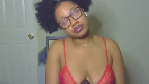 Goddess Daisy Sky online show from 19, 10, 2025