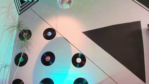 Julieta online show from 3, 2, 2026