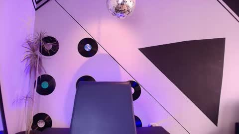 Julieta online show from 5, 3, 2026