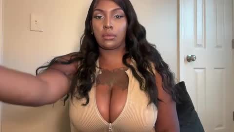 Crazzyboutrain online show from 13, 10, 2025