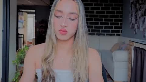 goddivaa online show from 14, 4, 2026