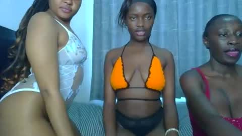 Snapshot of godess_lunah chatting on 10, 6, 2026 godess_lunah online show from 10, 6, 2026