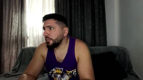 gold_alpha_boy online show from 6, 11, 2025