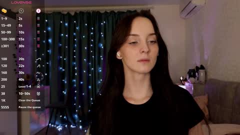 Snapshot of golden_bag chatting on 11, 3, 2025 Jess online show from 11, 3, 2025