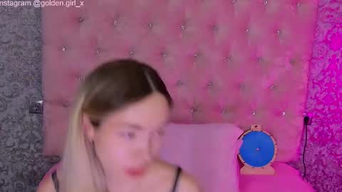 golden girl   online show from 4, 3, 2026