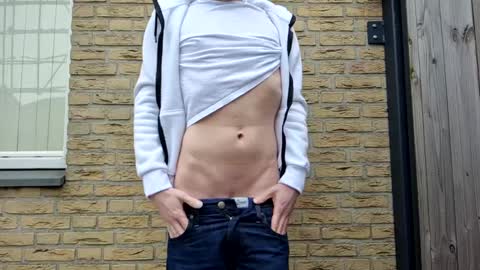   online show from 26, 2, 2025