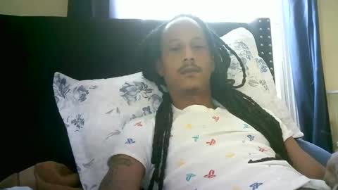 Snapshot of goldmil chatting on 4, 1, 2025 tender bot online show from 4, 1, 2025