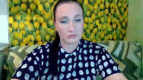 Snapshot of goldmoonn chatting on 2, 3, 2025 goldmoonn online show from 2, 3, 2025