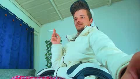 Goldy Loyal93 online show from 1, 10, 2025