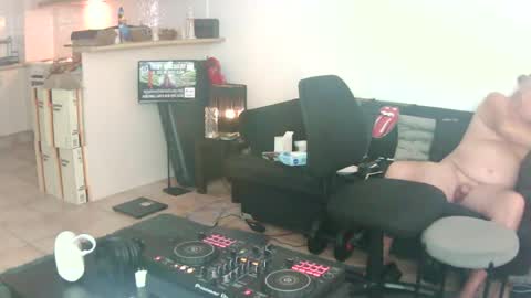 Snapshot of goldyguy011 chatting on 21, 6, 2026 goldyguy011 online show from 21, 6, 2026