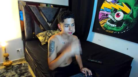 Snapshot of gomez_g_ chatting on 28, 10, 2025 Gomez online show from 28, 10, 2025