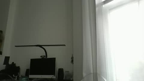 gomezgonz5 online show from 10, 10, 2025
