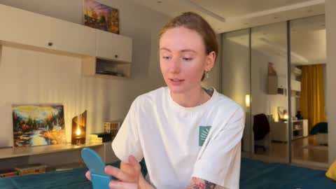 Polly online show from 30, 10, 2025