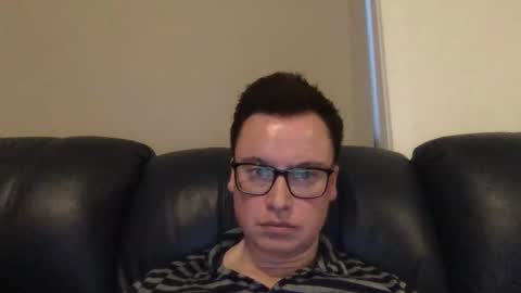 goodlookingguy379276 online show from 2, 11, 2025