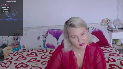 Elysa online show from 13, 10, 2025