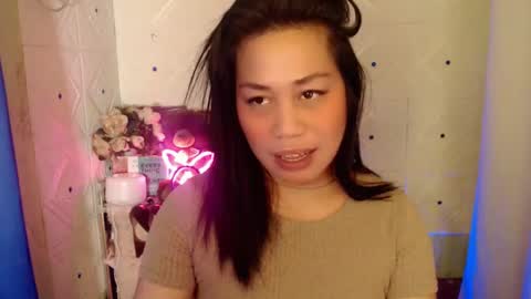 Rica online show from 5, 3, 2025