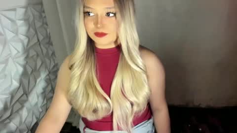 Snapshot of gorgeousamandarose chatting on 22, 6, 2026 Amanda rose online show from 22, 6, 2026