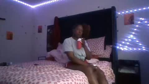 Snapshot of gotcake713 chatting on 30, 5, 2026 Sue Goddess online show from 30, 5, 2026