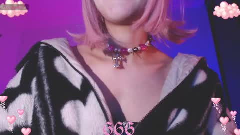Snapshot of gothicute chatting on 3, 5, 2026 online show from 3, 5, 2026