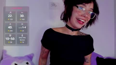 Snapshot of gothv chatting on 9, 7, 2026 Violet online show from 9, 7, 2026