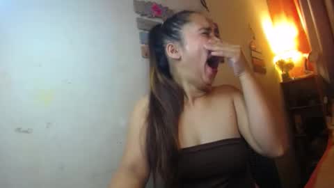 Snapshot of grace_filipina chatting on 14, 10, 2025 my name is GRACEY online show from 14, 10, 2025