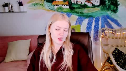 Grace Glamour online show from 18, 1, 2025