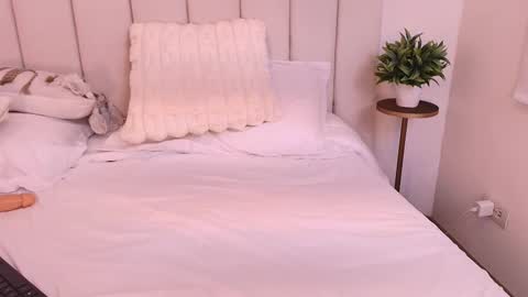 Grace  online show from 10, 10, 2025