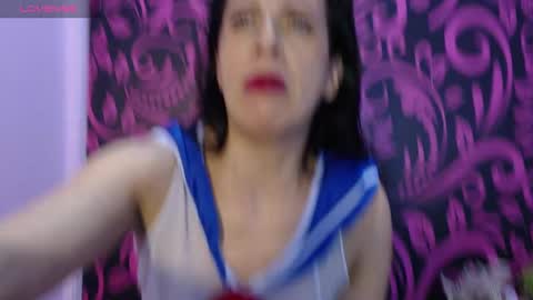 Isabella online show from 8, 3, 2025