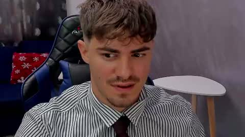 Snapshot of greekgod199 chatting on 13, 7, 2026 greekgod199 online show from 13, 7, 2026