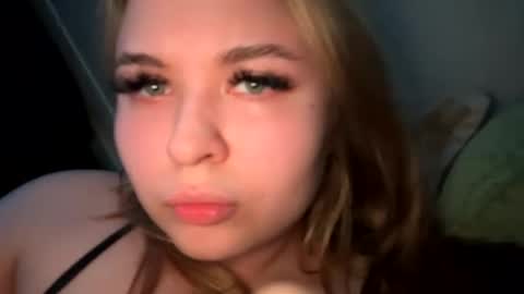 Snapshot of green_eyes_twinkl chatting on 31, 1, 2025 Lina 3 online show from 31, 1, 2025