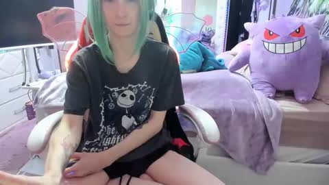 GreenEyedLovexo online show from 19, 4, 2026