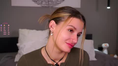 Kelly online show from 27, 11, 2025