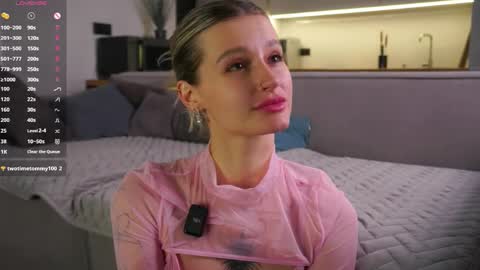 Kelly online show from 19, 4, 2026