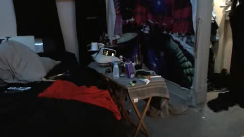 Snapshot of gregnice313 chatting on 21, 10, 2025 NICE and sometimes Savvy online show from 21, 10, 2025