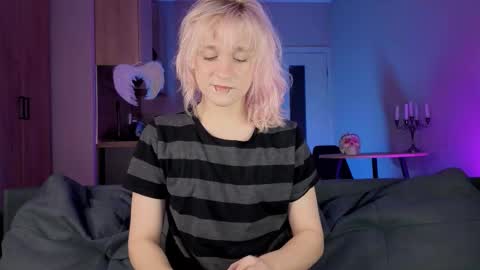 Snapshot of gregory_byyrd chatting on 24, 2, 2026 Greg-independent model online show from 24, 2, 2026