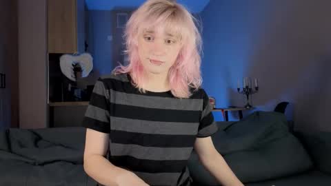 Snapshot of gregory_byyrd chatting on 8, 3, 2026 Greg-independent model online show from 8, 3, 2026