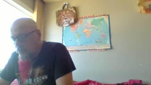 Snapshot of gregrev chatting on 25, 6, 2026 gregrev online show from 25, 6, 2026