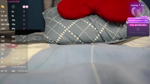 Grey Lorenz online show from 12, 3, 2025