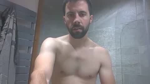 grimpeurdu74 online show from 5, 11, 2025