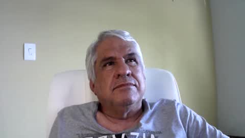 Snapshot of grisa01 chatting on 8, 2, 2025 grisa01 online show from 8, 2, 2025