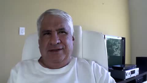 Snapshot of grisa01 chatting on 26, 4, 2026 grisa01 online show from 26, 4, 2026