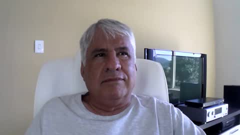 Snapshot of grisa01 chatting on 27, 4, 2026 grisa01 online show from 27, 4, 2026