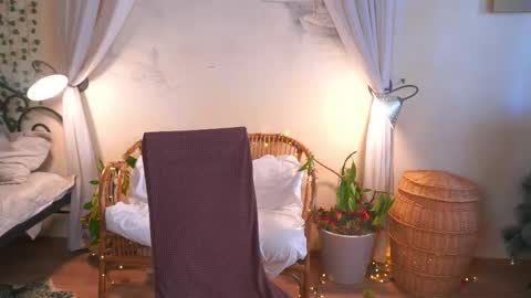 Gwen online show from 20, 2, 2026