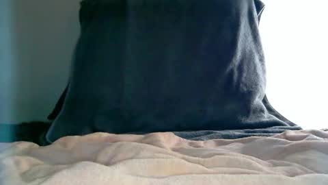 Snapshot of grownup69 chatting on 17, 11, 2025 Charlie online show from 17, 11, 2025