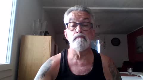 Snapshot of grybear60 chatting on 16, 7, 2026 Grybear online show from 16, 7, 2026