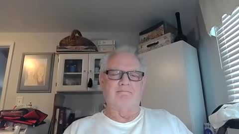 Snapshot of gspotlover1 chatting on 4, 2, 2026 Horny Daddy online show from 4, 2, 2026