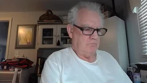 Snapshot of gspotlover1 chatting on 17, 2, 2026 Horny Daddy online show from 17, 2, 2026