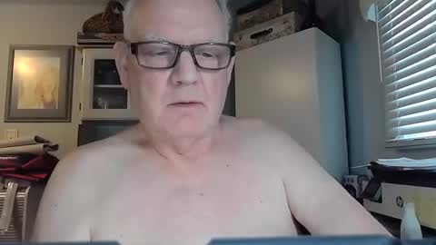 Snapshot of gspotlover1 chatting on 23, 2, 2026 Horny Daddy online show from 23, 2, 2026