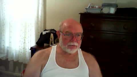 Snapshot of gtnolder60 chatting on 6, 5, 2026 Gary online show from 6, 5, 2026